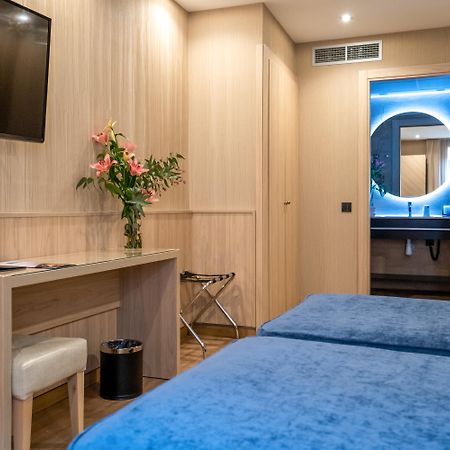 Hotel Rialto Barcelona Bagian luar foto