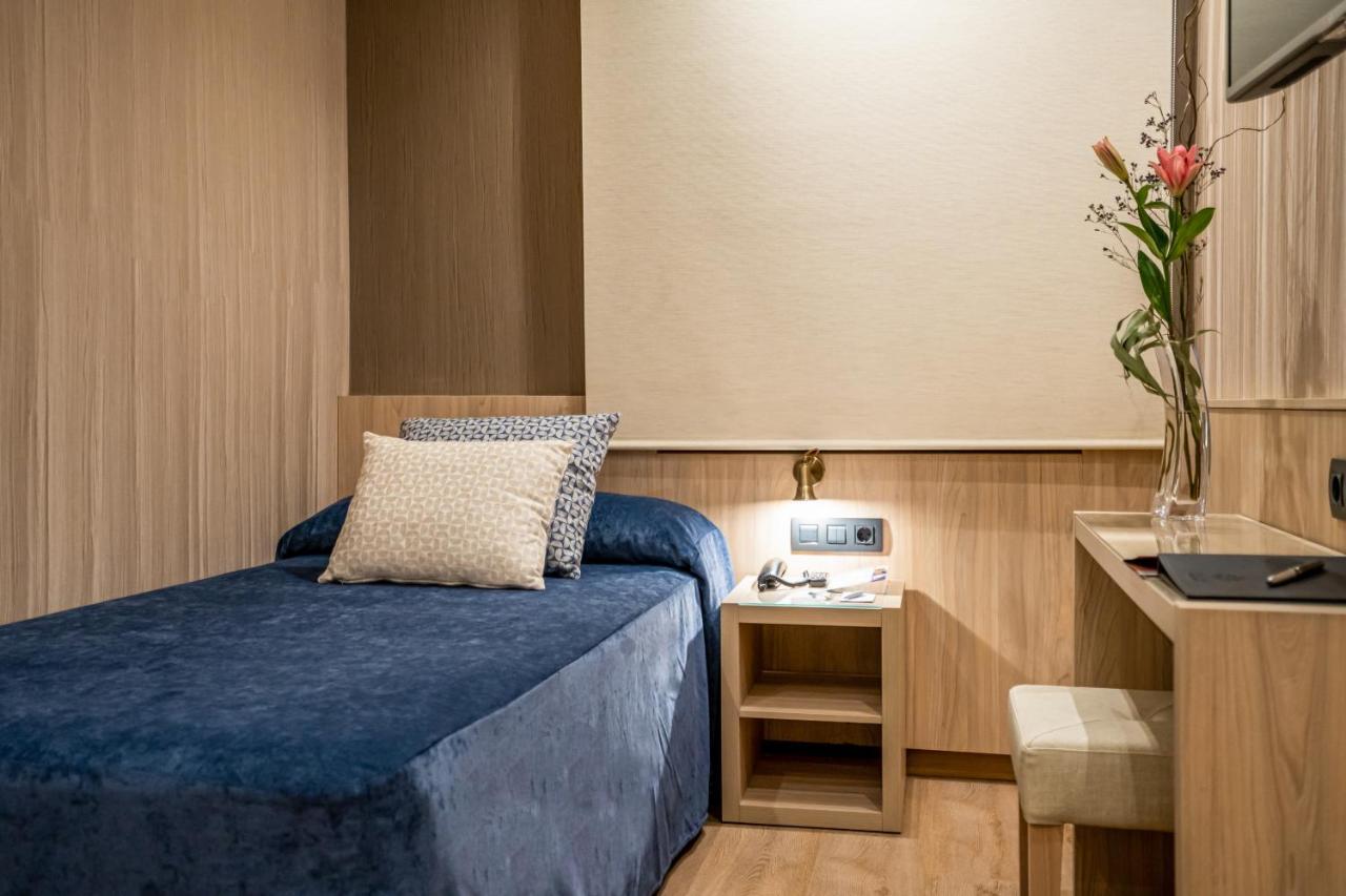 Hotel Rialto Barcelona Bagian luar foto