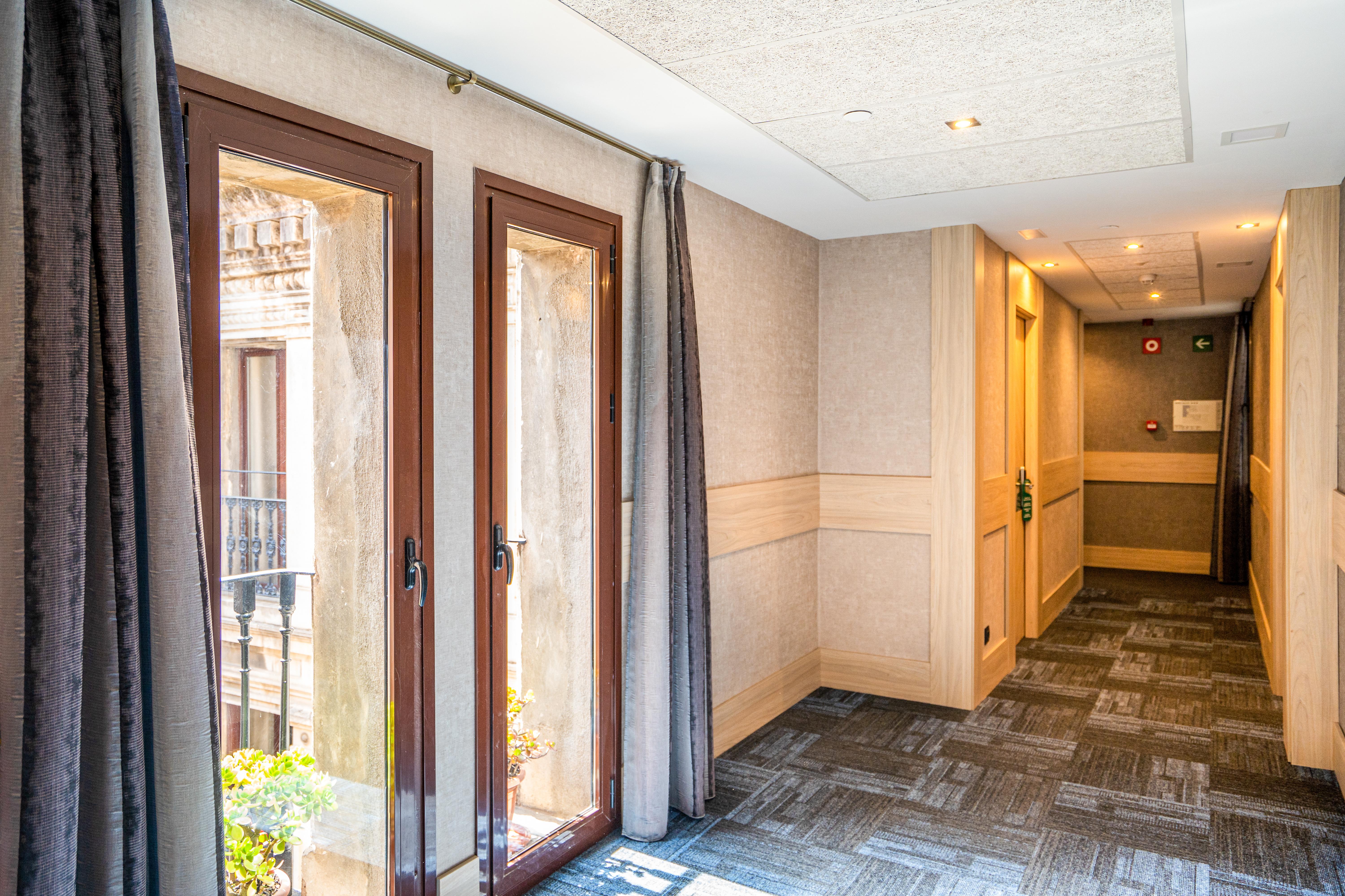 Hotel Rialto Barcelona Bagian luar foto