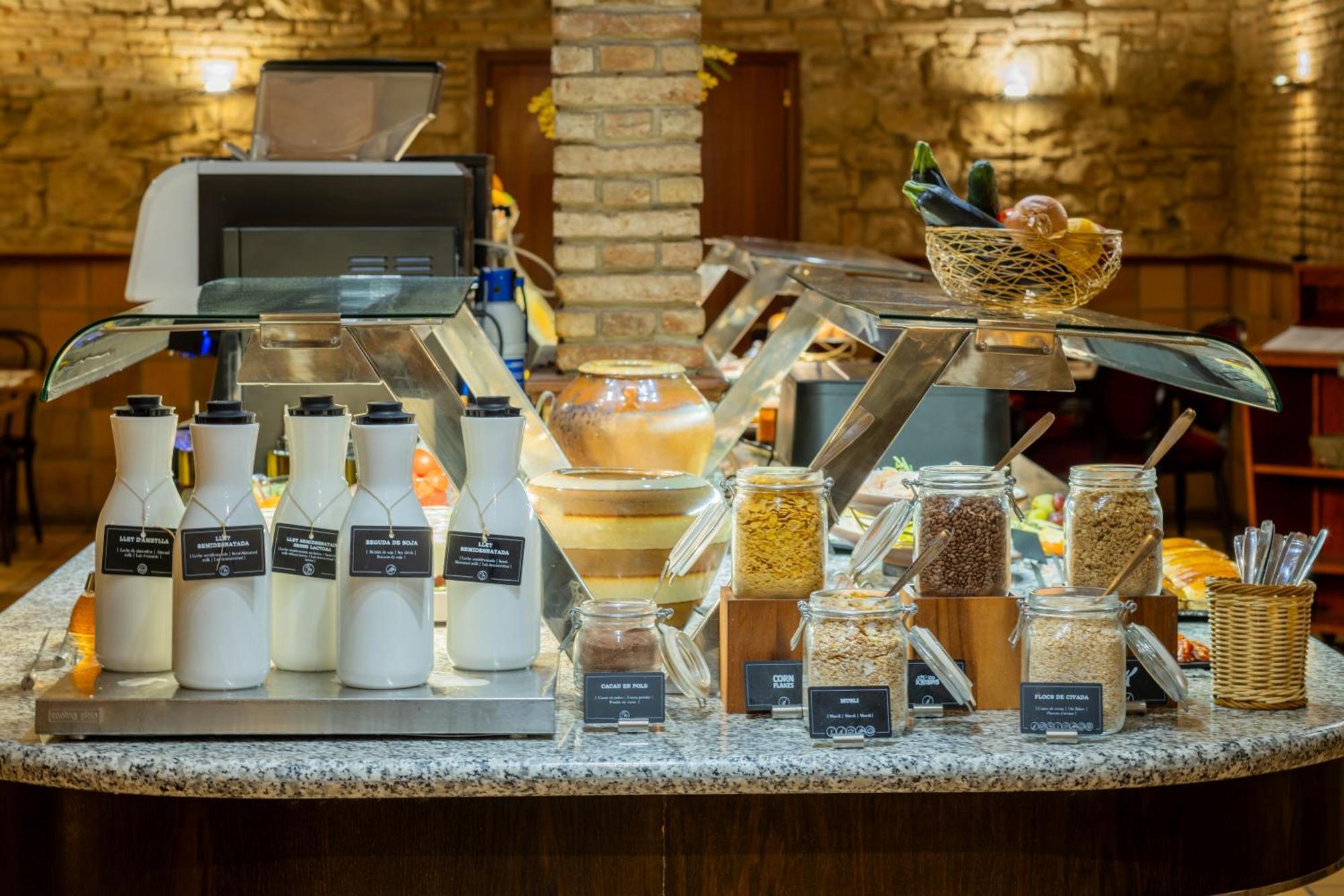 Hotel Rialto Barcelona Bagian luar foto